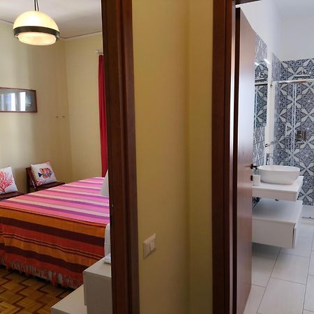 Casa Mar - Elegant Apartment With Pool And Panoramic Terrace In The Heart Of Сорренто Экстерьер фото